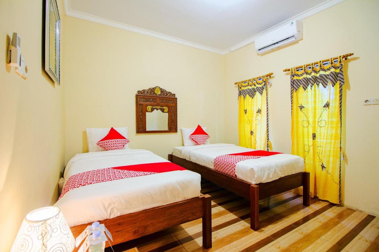 Oyo 2047 Opak Village Bed & Breakfast Bantul Exterior foto