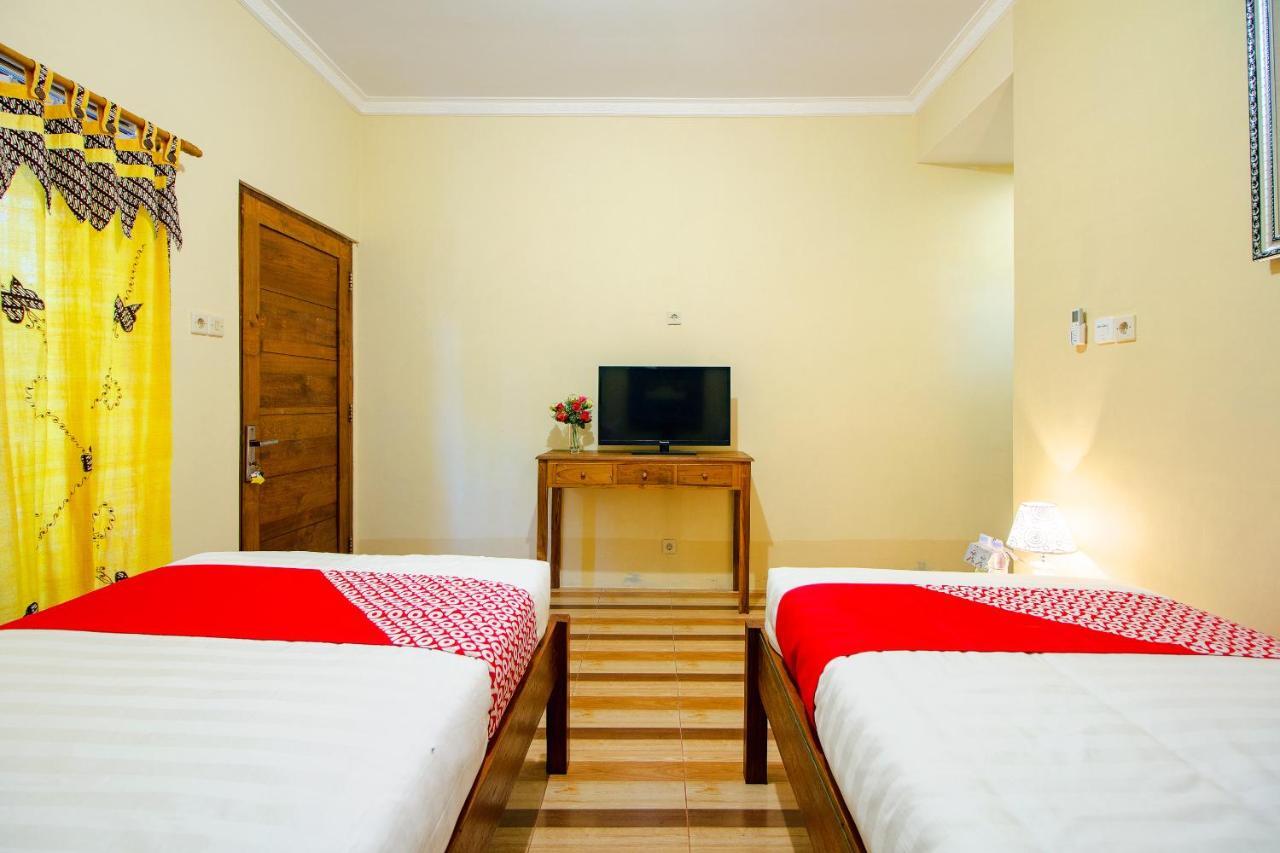 Oyo 2047 Opak Village Bed & Breakfast Bantul Exterior foto