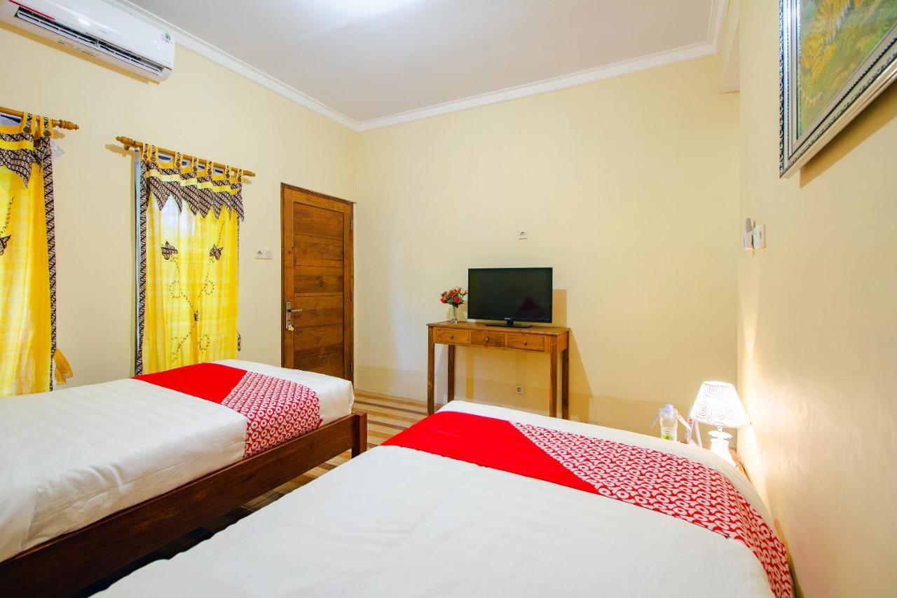 Oyo 2047 Opak Village Bed & Breakfast Bantul Exterior foto